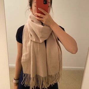 NWOT 100% wool scarf & wrap